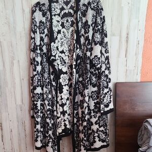 Isaac Mizrahi Black and White Floral Cardigan